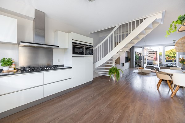 Medium property photo - Vlietpolderstraat 12, 2493 WG Den Haag